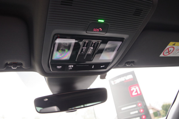 CUPRA Formentor 1.4 e-Hybrid 204 PK Business PHEV, Panoramadak, Groot-Navigatie, Adap. Cruise Control