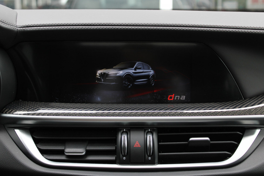 Alfa Romeo Stelvio Quadrifoglio 2.9 V6 510PK AWD | Harman Kardon | Adaptieve Cruise Control | Schuif/Kanteldak