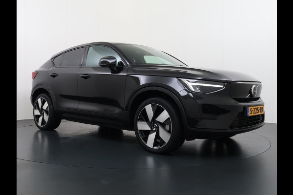 Volvo C40 Recharge Plus 69 kWh VAN: 34.900,- VOOR: 30.877,- UW EINDEJAARSVOORDEEL: 4.023,- SOH 93% STOEL/ STUURVERW. | PANO| WARMTEPOMP| ELEK. TREKHAAK| ELEK. ACHTERKLEP| DODE HOEK|