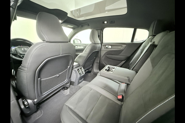 Volvo C40 Recharge Plus 69 kWh VAN: 34.900,- VOOR: 30.877,- UW EINDEJAARSVOORDEEL: 4.023,- SOH 93% STOEL/ STUURVERW. | PANO| WARMTEPOMP| ELEK. TREKHAAK| ELEK. ACHTERKLEP| DODE HOEK|