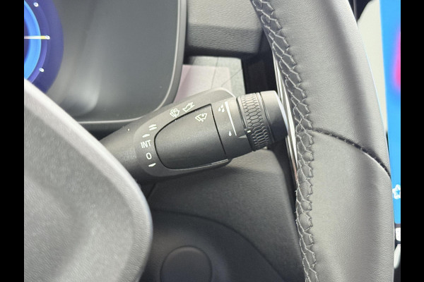 Volvo C40 Recharge Plus 69 kWh VAN: 34.900,- VOOR: 30.877,- UW EINDEJAARSVOORDEEL: 4.023,- SOH 93% STOEL/ STUURVERW. | PANO| WARMTEPOMP| ELEK. TREKHAAK| ELEK. ACHTERKLEP| DODE HOEK|