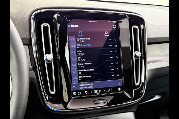 Volvo C40 Recharge Plus 69 kWh VAN: 34.900,- VOOR: 30.877,- UW EINDEJAARSVOORDEEL: 4.023,- SOH 93% STOEL/ STUURVERW. | PANO| WARMTEPOMP| ELEK. TREKHAAK| ELEK. ACHTERKLEP| DODE HOEK|