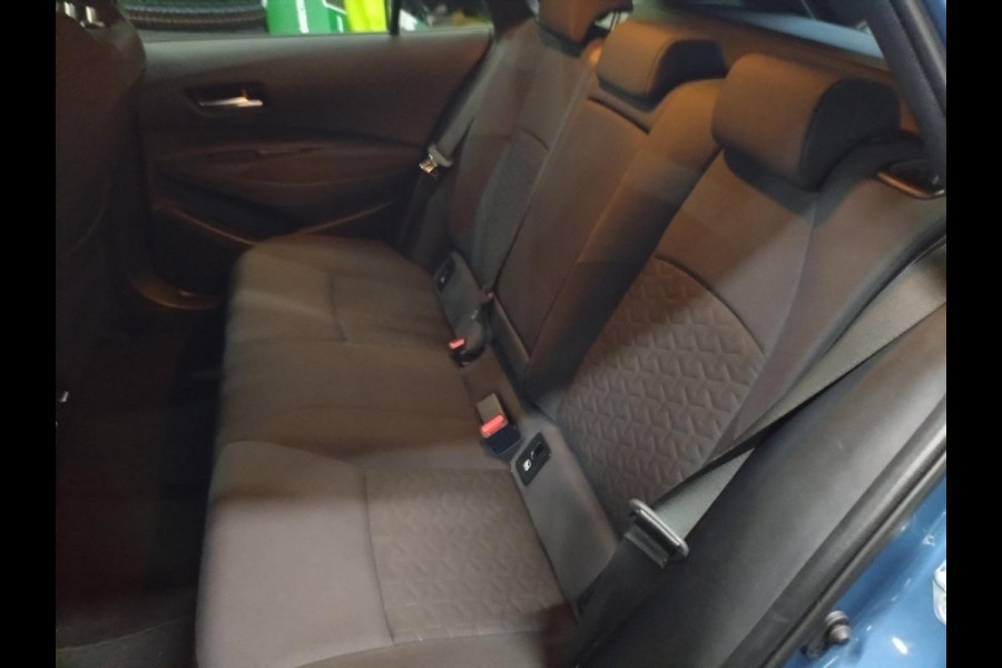 Toyota Corolla Touring Sports 2.0 Hybrid Business Plus