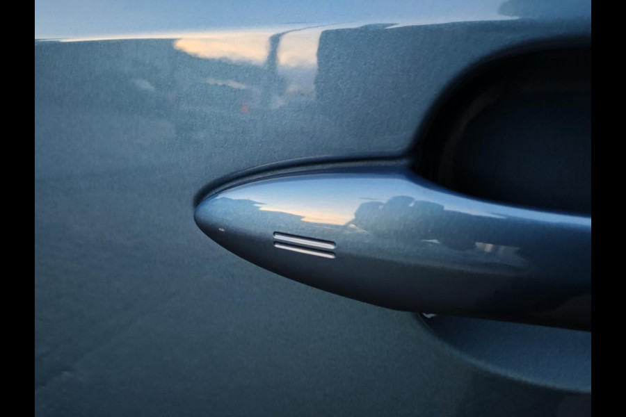 Toyota Corolla Touring Sports 2.0 Hybrid Business Plus