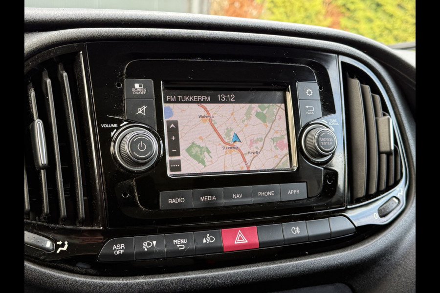 Fiat Doblò Cargo 1.6 MJ 105 PK / L1H1 / 1e EIG. / AIRCO / CRUISE / TREKHAAK / NAVI / 3-ZITS