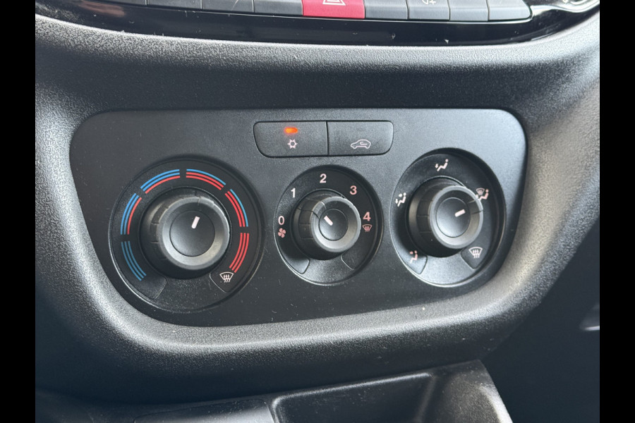 Fiat Doblò Cargo 1.6 MJ 105 PK / L1H1 / 1e EIG. / AIRCO / CRUISE / TREKHAAK / NAVI / 3-ZITS