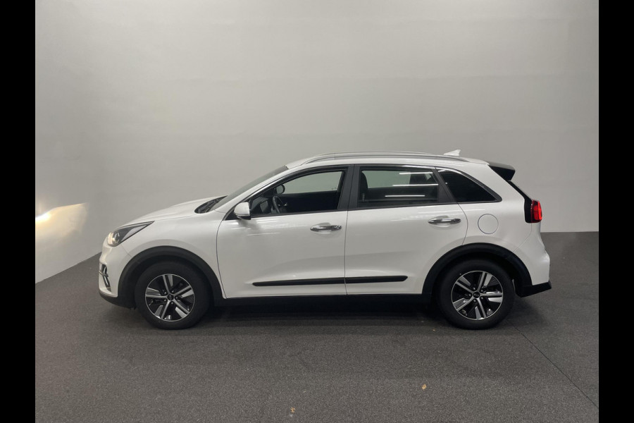 Kia Niro 1.6 GDi Hybrid DynamicLine Navigatie Apple Carplay/Android Auto Camera Parkeersensoren achter Cruise Control Climate Control Lichtmetalen velgen
