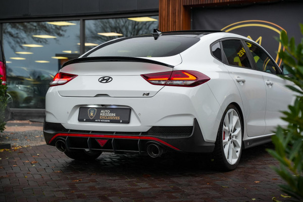 Hyundai i30 Fastback 2.0 T-GDI N1 Panodak Pops And Bangs Navigatie Camera Stoelverw. Alcantara Keyless Stoel Stuurverw.