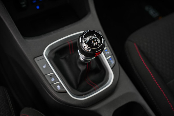 Hyundai i30 Fastback 2.0 T-GDI N1 Panodak Pops And Bangs Navigatie Camera Stoelverw. Alcantara Keyless Stoel Stuurverw.