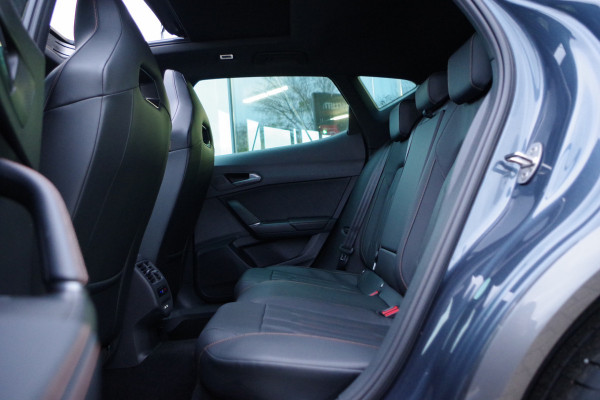 CUPRA Formentor 1.4 e-Hybrid Adrenaline, Leder, Panoramadak, Trekhaak, Memory, Camera