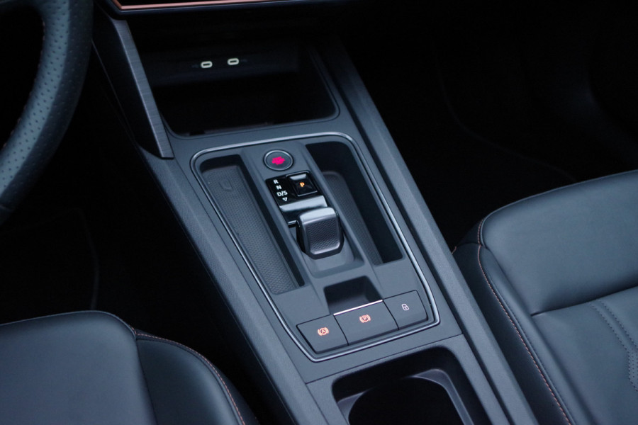 CUPRA Formentor 1.4 e-Hybrid Adrenaline, Leder, Panoramadak, Trekhaak, Memory, Camera