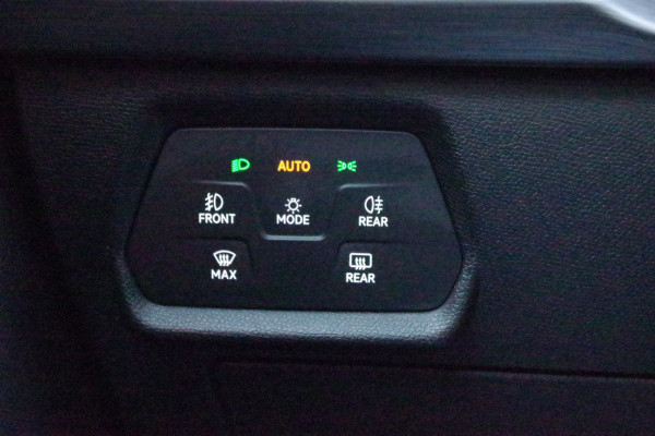 CUPRA Formentor 1.4 e-Hybrid Adrenaline, Leder, Panoramadak, Trekhaak, Memory, Camera