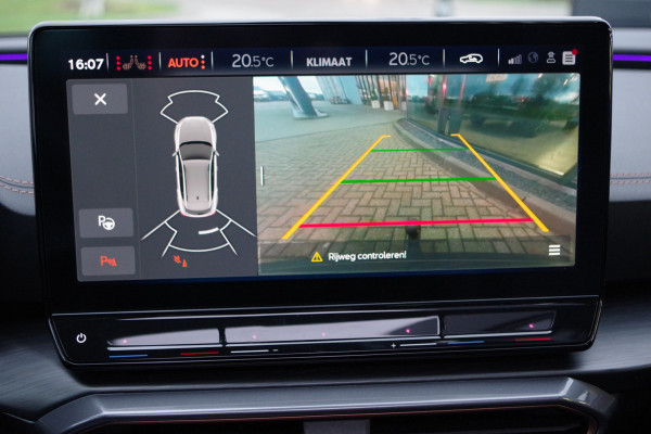 CUPRA Formentor 1.4 e-Hybrid Adrenaline, Leder, Panoramadak, Trekhaak, Memory, Camera