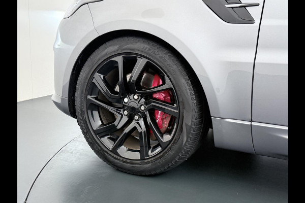 Land Rover Range Rover Sport P400e HSE Silver VAN: €64.900,- VOOR: €57.877,- UW EINDEJAARSVOORDEEL: €7.023,-| R DYNAMIC TOPSTAAT | COMPLETE ONDERHOUDSHISTORIE | RIJKLAARPRIJS | VEEL OPTIES!