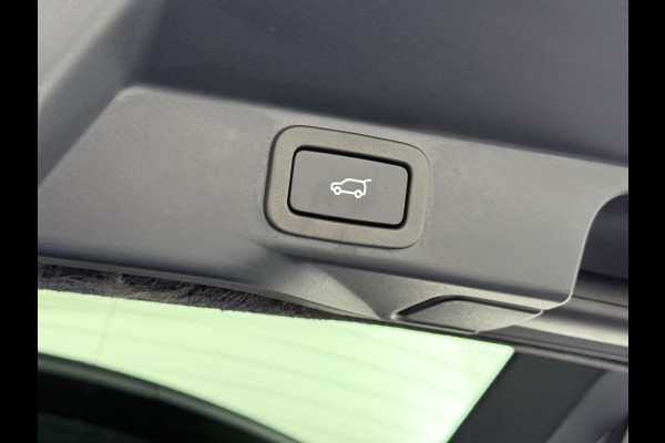 Land Rover Range Rover Sport P400e HSE Silver VAN: €64.900,- VOOR: €57.877,- UW EINDEJAARSVOORDEEL: €7.023,-| R DYNAMIC TOPSTAAT | COMPLETE ONDERHOUDSHISTORIE | RIJKLAARPRIJS | VEEL OPTIES!