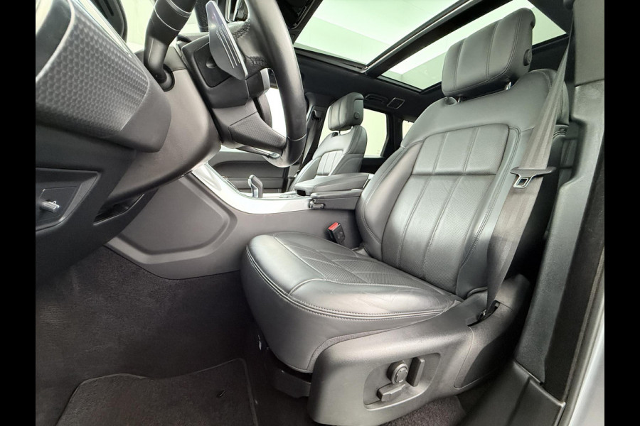 Land Rover Range Rover Sport P400e HSE Silver VAN: €64.900,- VOOR: €57.877,- UW EINDEJAARSVOORDEEL: €7.023,-| R DYNAMIC TOPSTAAT | COMPLETE ONDERHOUDSHISTORIE | RIJKLAARPRIJS | VEEL OPTIES!