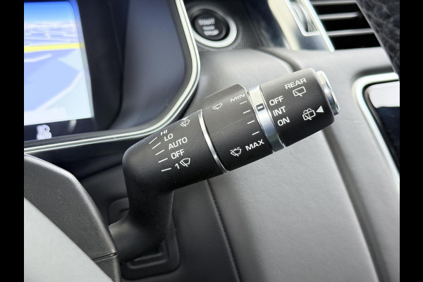 Land Rover Range Rover Sport P400e HSE Silver VAN: €64.900,- VOOR: €57.877,- UW EINDEJAARSVOORDEEL: €7.023,-| R DYNAMIC TOPSTAAT | COMPLETE ONDERHOUDSHISTORIE | RIJKLAARPRIJS | VEEL OPTIES!