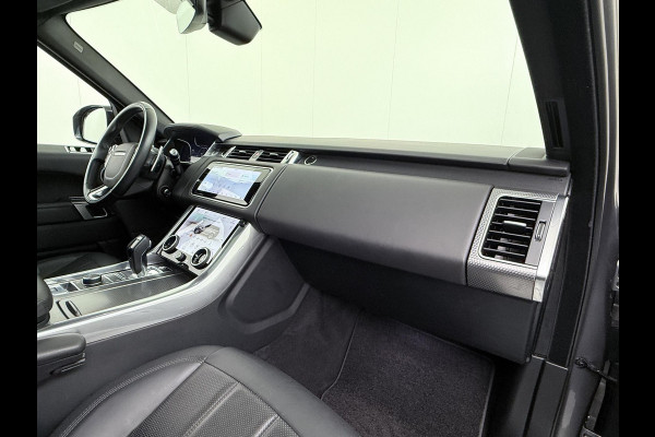 Land Rover Range Rover Sport P400e HSE Silver VAN: €64.900,- VOOR: €57.877,- UW EINDEJAARSVOORDEEL: €7.023,-| R DYNAMIC TOPSTAAT | COMPLETE ONDERHOUDSHISTORIE | RIJKLAARPRIJS | VEEL OPTIES!