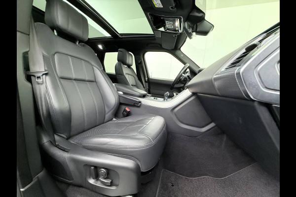 Land Rover Range Rover Sport P400e HSE Silver VAN: €64.900,- VOOR: €57.877,- UW EINDEJAARSVOORDEEL: €7.023,-| R DYNAMIC TOPSTAAT | COMPLETE ONDERHOUDSHISTORIE | RIJKLAARPRIJS | VEEL OPTIES!