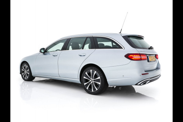 Mercedes-Benz E-Klasse Estate 300 de Luxury Line ( Plug-in ) (INCL-BTW) Aut. *LUXURY-LEATHER | FULL-LED | WIDE-SCREEN-DIGICOCKPIT | BLIND-SPOT | AMBIENT-LIGHT | HEATED-SPORTSEATS | CAMERA | DAB+ | NAVI-FULLMAP | PDC | ADAPTIVE-CRUISE | ECC | 18''ALU*