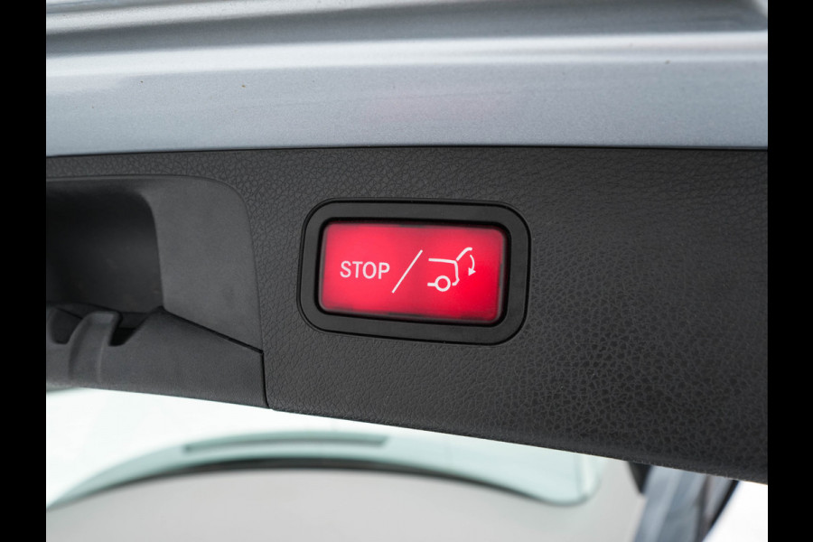 Mercedes-Benz E-Klasse Estate 300 de Luxury Line ( Plug-in ) (INCL-BTW) Aut. *LUXURY-LEATHER | FULL-LED | WIDE-SCREEN-DIGICOCKPIT | BLIND-SPOT | AMBIENT-LIGHT | HEATED-SPORTSEATS | CAMERA | DAB+ | NAVI-FULLMAP | PDC | ADAPTIVE-CRUISE | ECC | 18''ALU*