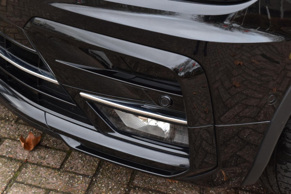 Volkswagen Tiguan 1.5 150pk R-Line|Dak|20"|Cam.|Elek.klep|Trekhk.