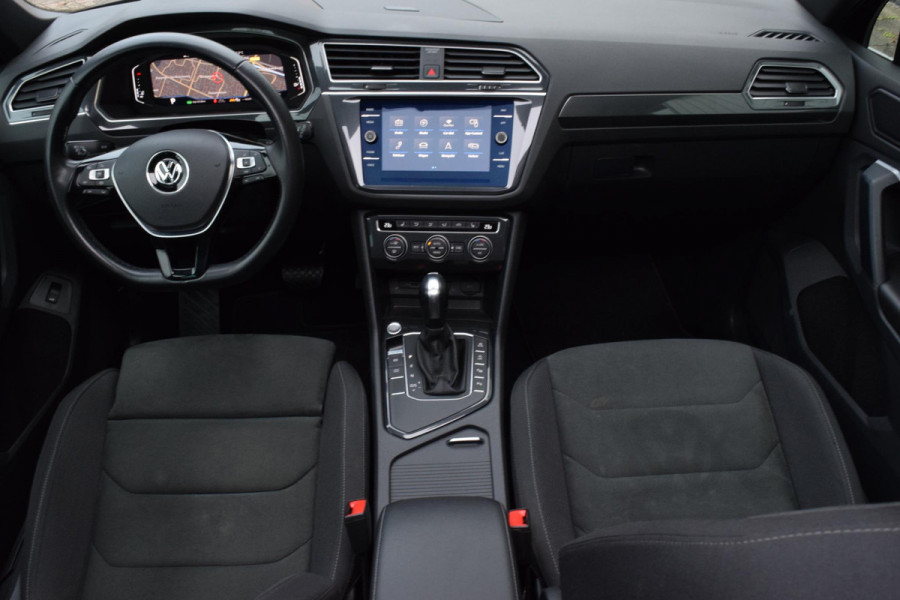 Volkswagen Tiguan 1.5 150pk R-Line|Dak|20"|Cam.|Elek.klep|Trekhk.