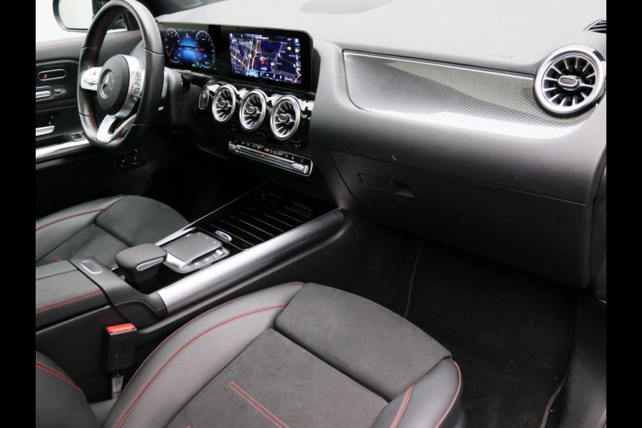 Mercedes-Benz GLA 250 e Business Solution AMG Limited AMG Line | Night Pakket | Panorama Schuif-Kanteldak | Ledkoplampen | Sfeerverlichting | Memory voorstoelen. Inclusief 24 maanden MB Certified garantie voor Europa.