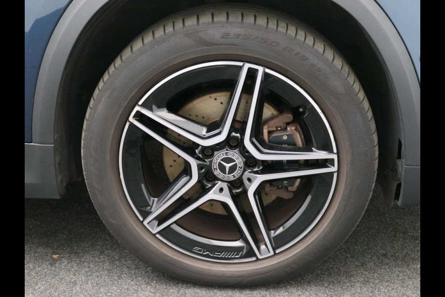 Mercedes-Benz GLA 250 e Business Solution AMG Limited AMG Line | Night Pakket | Panorama Schuif-Kanteldak | Ledkoplampen | Sfeerverlichting | Memory voorstoelen. Inclusief 24 maanden MB Certified garantie voor Europa.