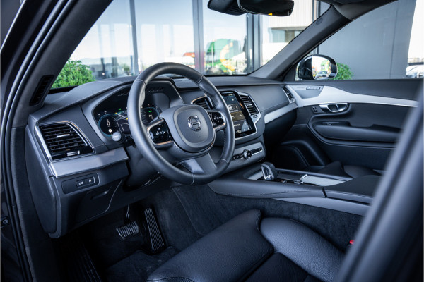 Volvo XC90 2.0 T8 Plug-in hybrid AWD Plus Dark - Panorama | Luchtvering | H&K | Elek. Trekhaak | 360 Camera