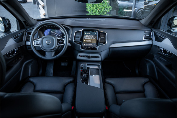 Volvo XC90 2.0 T8 Plug-in hybrid AWD Plus Dark - Panorama | Luchtvering | H&K | Elek. Trekhaak | 360 Camera