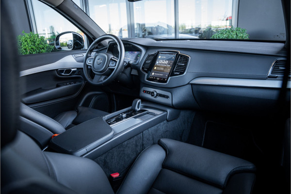 Volvo XC90 2.0 T8 Plug-in hybrid AWD Plus Dark - Panorama | Luchtvering | H&K | Elek. Trekhaak | 360 Camera