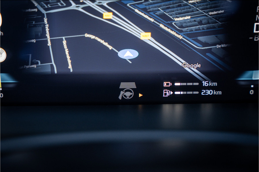 Volvo XC90 2.0 T8 Plug-in hybrid AWD Plus Dark - Panorama | Luchtvering | H&K | Elek. Trekhaak | 360 Camera