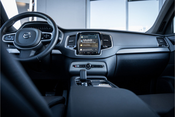 Volvo XC90 2.0 T8 Plug-in hybrid AWD Plus Dark - Panorama | Luchtvering | H&K | Elek. Trekhaak | 360 Camera