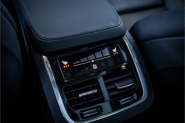 Volvo XC90 2.0 T8 Plug-in hybrid AWD Plus Dark - Panorama | Luchtvering | H&K | Elek. Trekhaak | 360 Camera