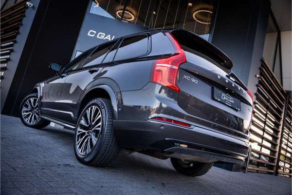 Volvo XC90 2.0 T8 Plug-in hybrid AWD Plus Dark - Panorama | Luchtvering | H&K | Elek. Trekhaak | 360 Camera