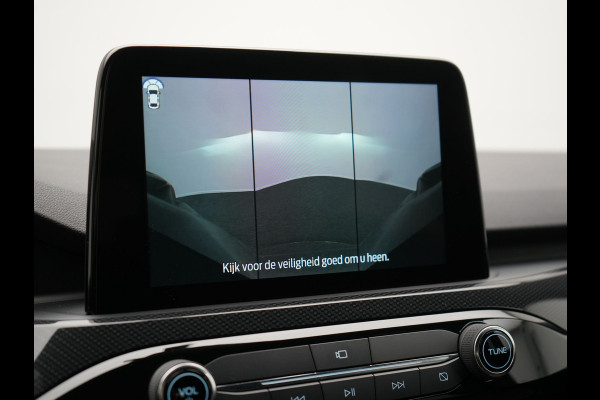 Ford Kuga 2.5 ST-Line Plug In Hybrid 225pk PHEV | Head Up | Adaptive Cruise | 360 Camera | Sportstoelen & Stuur Verwarmd | Apple Carplay | Navigatie | Virtual | Blis | Keyless | DAB |
