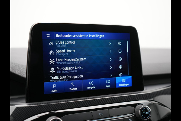 Ford Kuga 2.5 ST-Line Plug In Hybrid 225pk PHEV | Head Up | Adaptive Cruise | 360 Camera | Sportstoelen & Stuur Verwarmd | Apple Carplay | Navigatie | Virtual | Blis | Keyless | DAB |