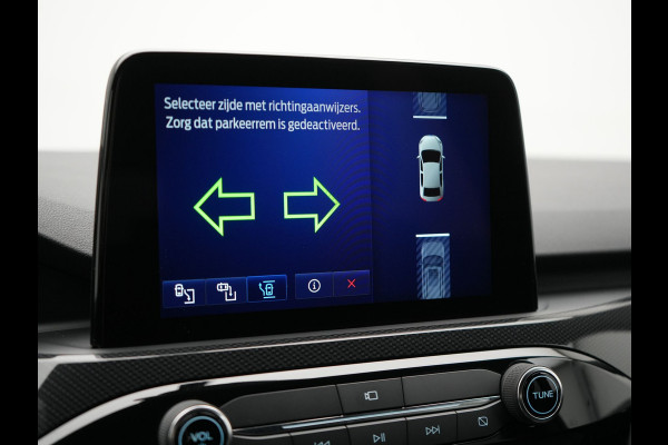 Ford Kuga 2.5 ST-Line Plug In Hybrid 225pk PHEV | Head Up | Adaptive Cruise | 360 Camera | Sportstoelen & Stuur Verwarmd | Apple Carplay | Navigatie | Virtual | Blis | Keyless | DAB |