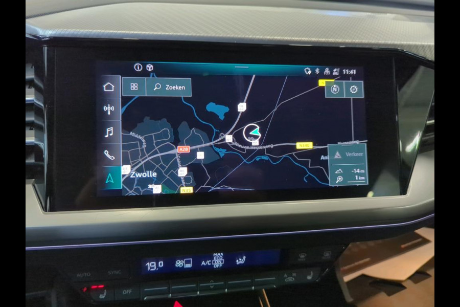 Audi Q4 e-tron 35 LAUNCH EDITION ADVANCED 55 kWh SPORT/PDC/NAVI