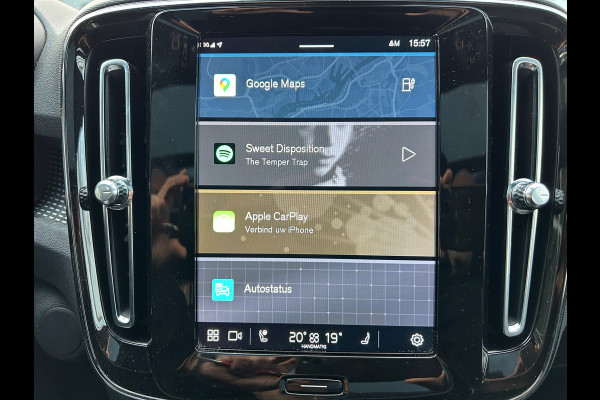 Volvo XC40 Recharge P8 AWD R-Design Panoramadak Vol Leder 92% SOH NL-Auto Rijklaarprijs!