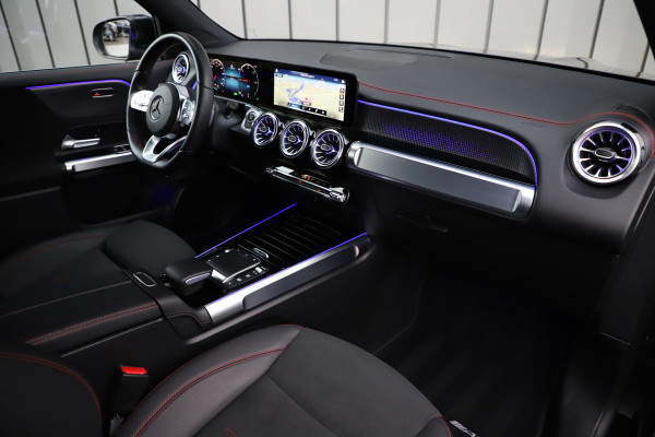Mercedes-Benz EQB 250 AMG 67 kWh | 190PK | Led | Sfeerverlichting | Widescreen | Stoelverwarming | Camera | Standkachel | Apple-carplay | 2023.