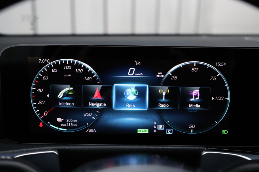 Mercedes-Benz EQB 250 AMG 67 kWh | 190PK | Led | Sfeerverlichting | Widescreen | Stoelverwarming | Camera | Standkachel | Apple-carplay | 2023.