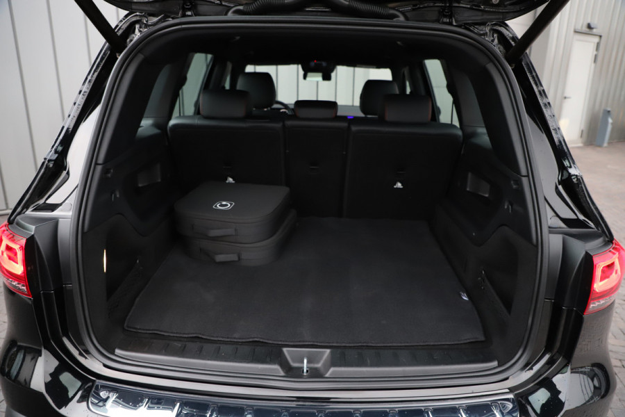 Mercedes-Benz EQB 250 AMG 67 kWh | 190PK | Led | Sfeerverlichting | Widescreen | Stoelverwarming | Camera | Standkachel | Apple-carplay | 2023.