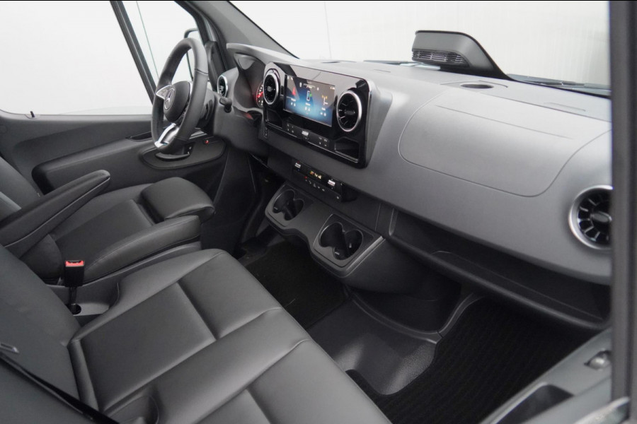 Mercedes-Benz Sprinter 317 1.9 CDI L2 Select HD Nw. Model / Leder / LED / Trekhaak 3.5t / Groot MBUX / 18 Inch / Org. NL