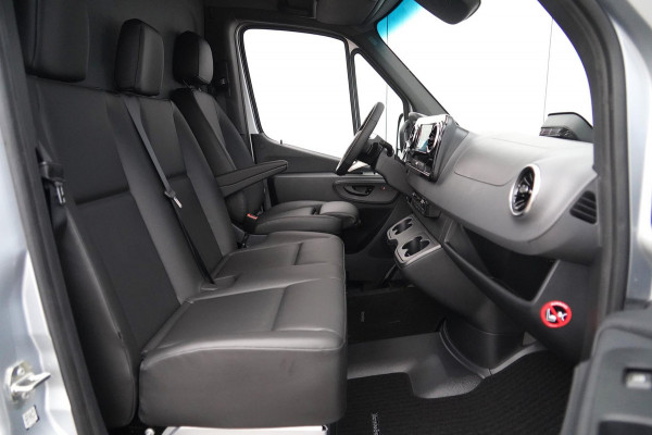 Mercedes-Benz Sprinter 317 1.9 CDI L2 Select HD Nw. Model / Leder / LED / Trekhaak 3.5t / Groot MBUX / 18 Inch / Org. NL