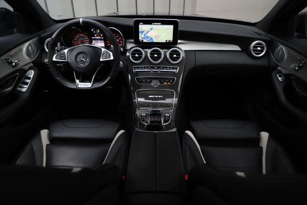 Mercedes-Benz C-Klasse Estate AMG 63 S | 510PK | Head-up | Keyless-go | Burmester | Carbon | Memory | Sfeerverlichting | ILS | Distronic | Trekhaak | 2