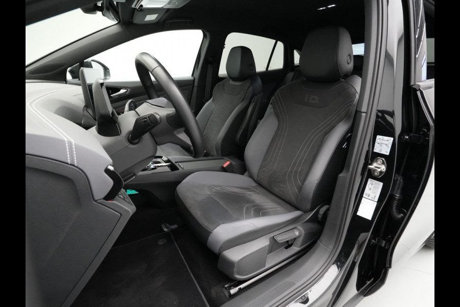 Volkswagen ID.5 Pro Business 77 kWh 286pk Navigatie Camera Stoelverwarming Acc 246