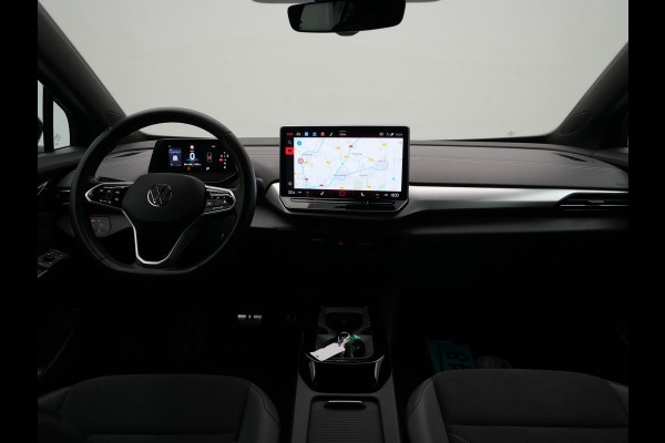 Volkswagen ID.5 Pro Business 77 kWh 286pk Navigatie Camera Stoelverwarming Acc 246