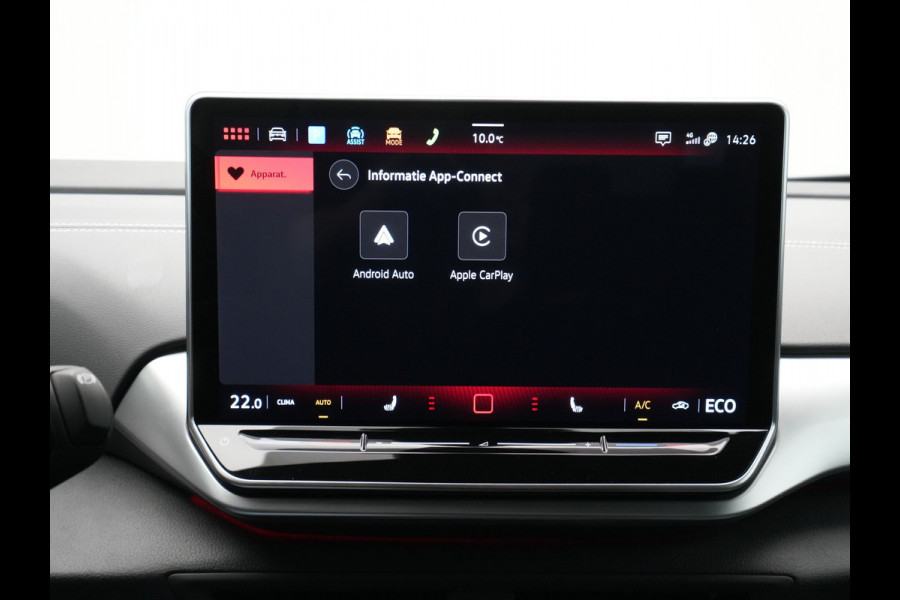 Volkswagen ID.5 Pro Business 77 kWh 286pk Navigatie Camera Stoelverwarming Acc 246